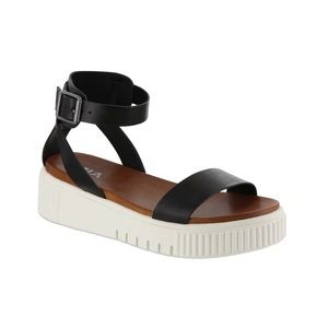 MIA Shoes Women's Ameera Ankle Strap Flat Sandals Black Leather 10 M US